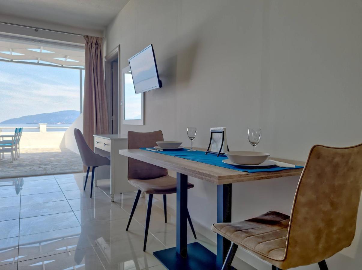 Epipleon Luxury Suites -102- Δωμάτιο 45Τμ Με Βεράντα 35Τμ Μπροστά Στη Θάλασσα Nafpaktos Dış mekan fotoğraf